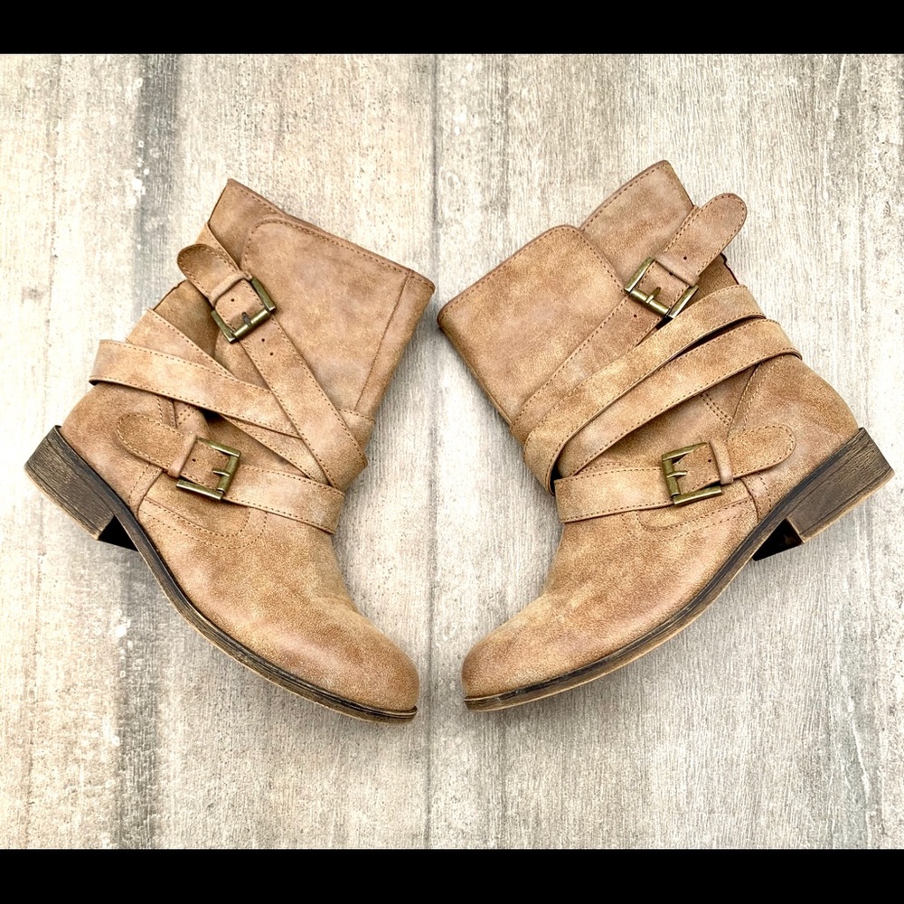 NEW MADDEN GIRL Billie Light Brown Slip On Boots - Picture 2 of 4